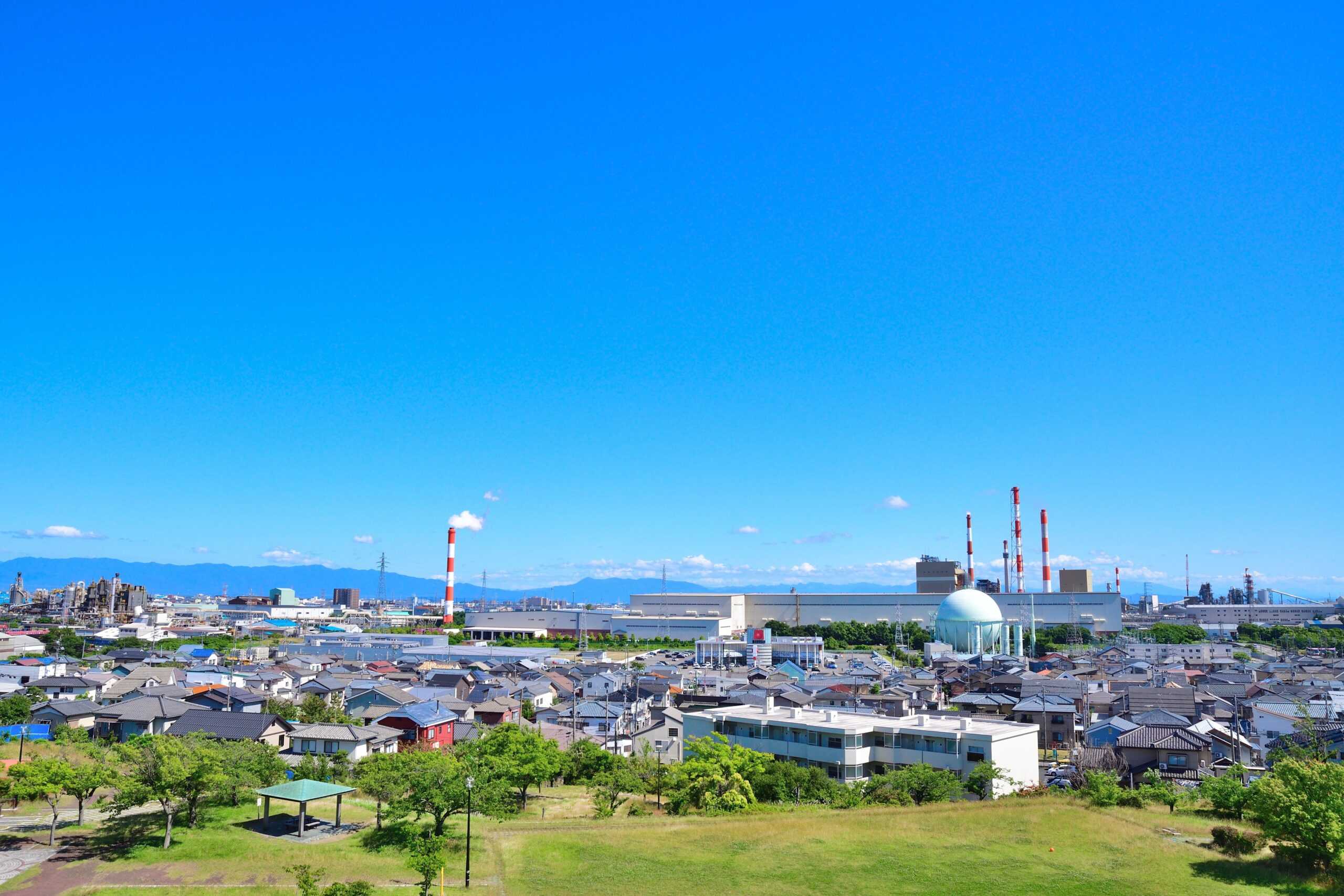 青空と街並み