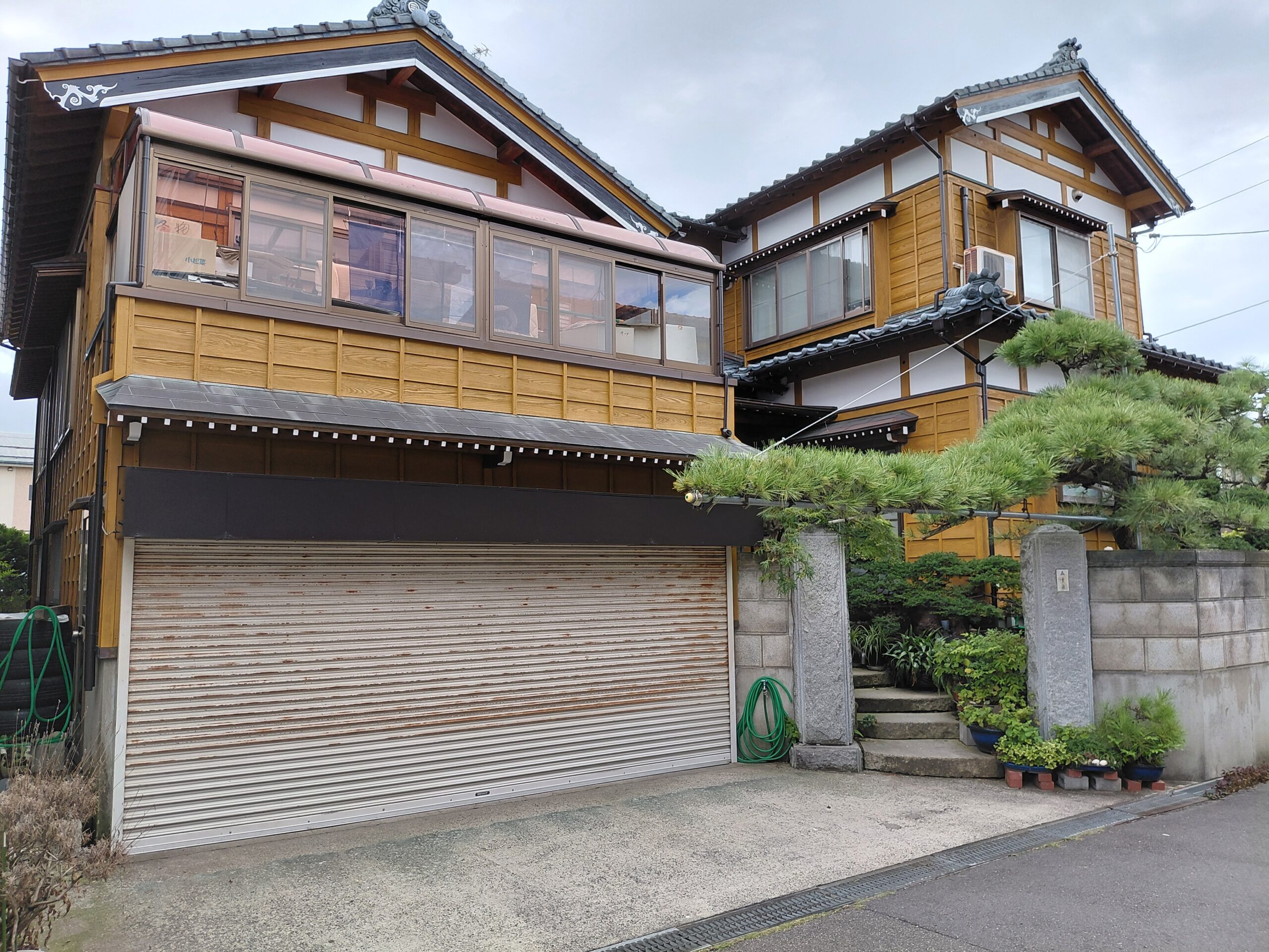 住宅の外観